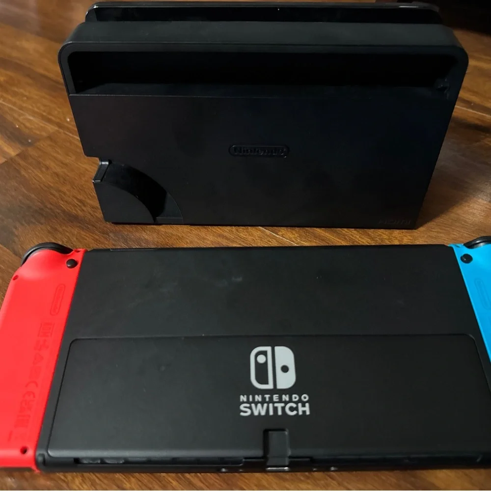 Nintendo Switch OLED - Vibrant Blue and Orange